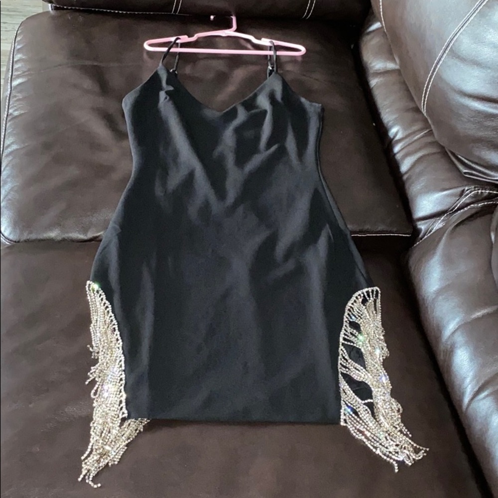 Black split diamond chain dress.